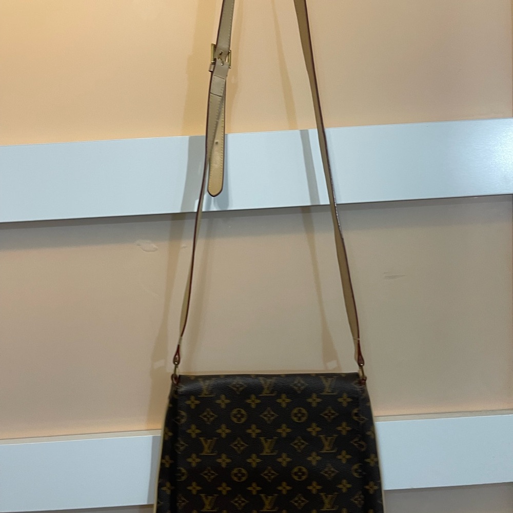 Louis Vuitton Dark Brown Monogram Crossbody Bag - Picture 5 of 5